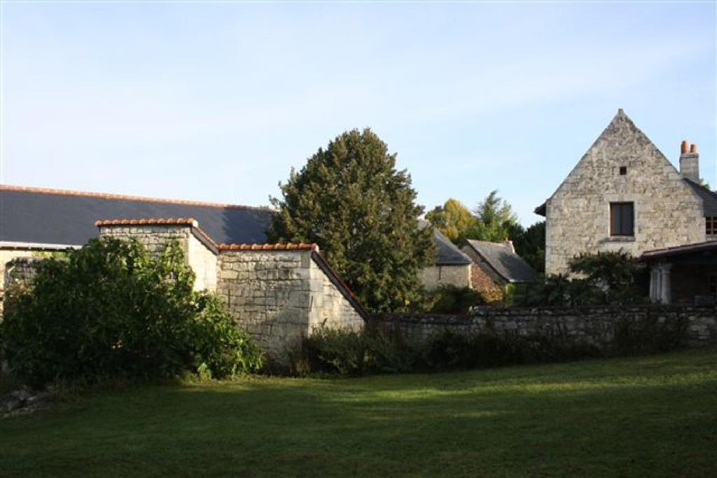 Bed and Breakfast Le Logis Du Peu Girard La Roche-Clermault Zewnętrze zdjęcie